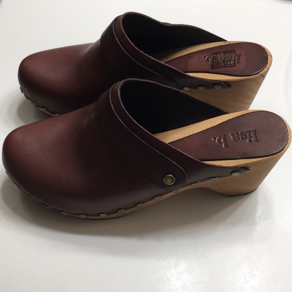 Lisa B Clog Mules 36
